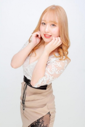 愛留頓 セナ|white pixie